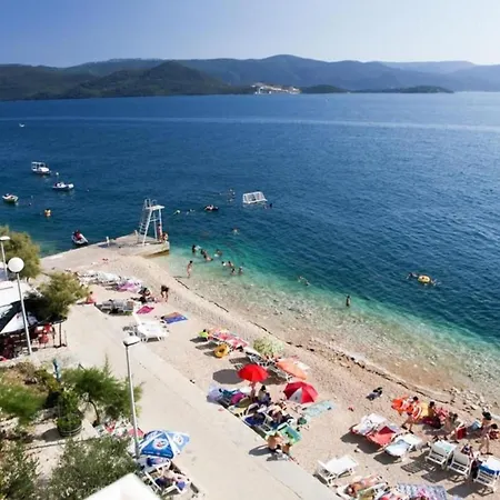 Seaside Mit Blick Auf Wasser By Interhome Komarna