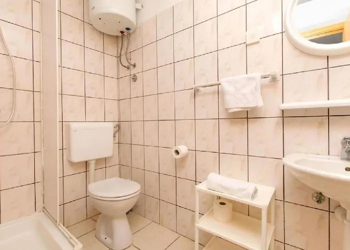 Seaside Mit Blick Auf Wasser By Interhome 科马尔纳